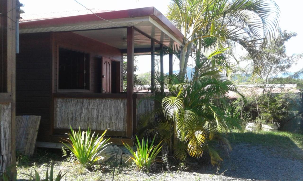 Bungalow indépendant - La Foa Village Extérieur photo